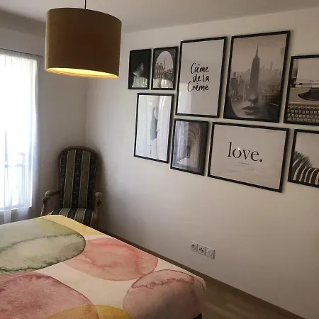 T3 66 M2 L'univers Centre-ville 2 Garage Et Terrasse Appartement *