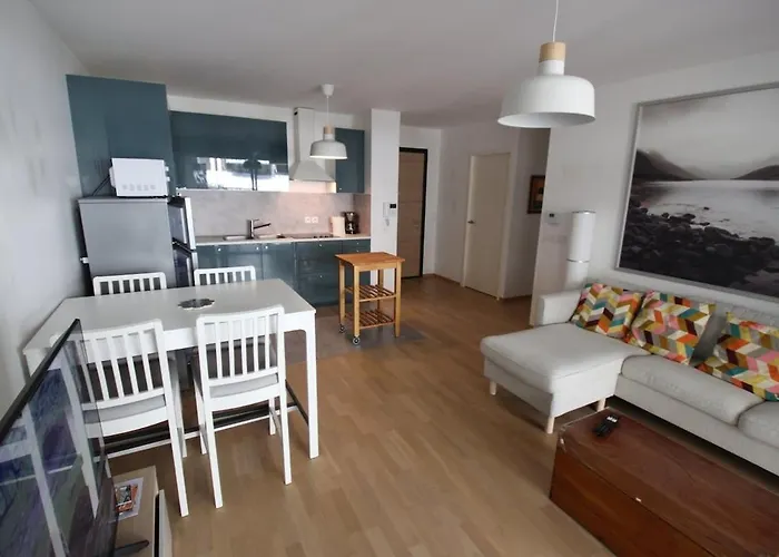 Apartment T3 66 M2 L'univers Centre-ville 2 Garage Et Terrasse Aix-les-Bains